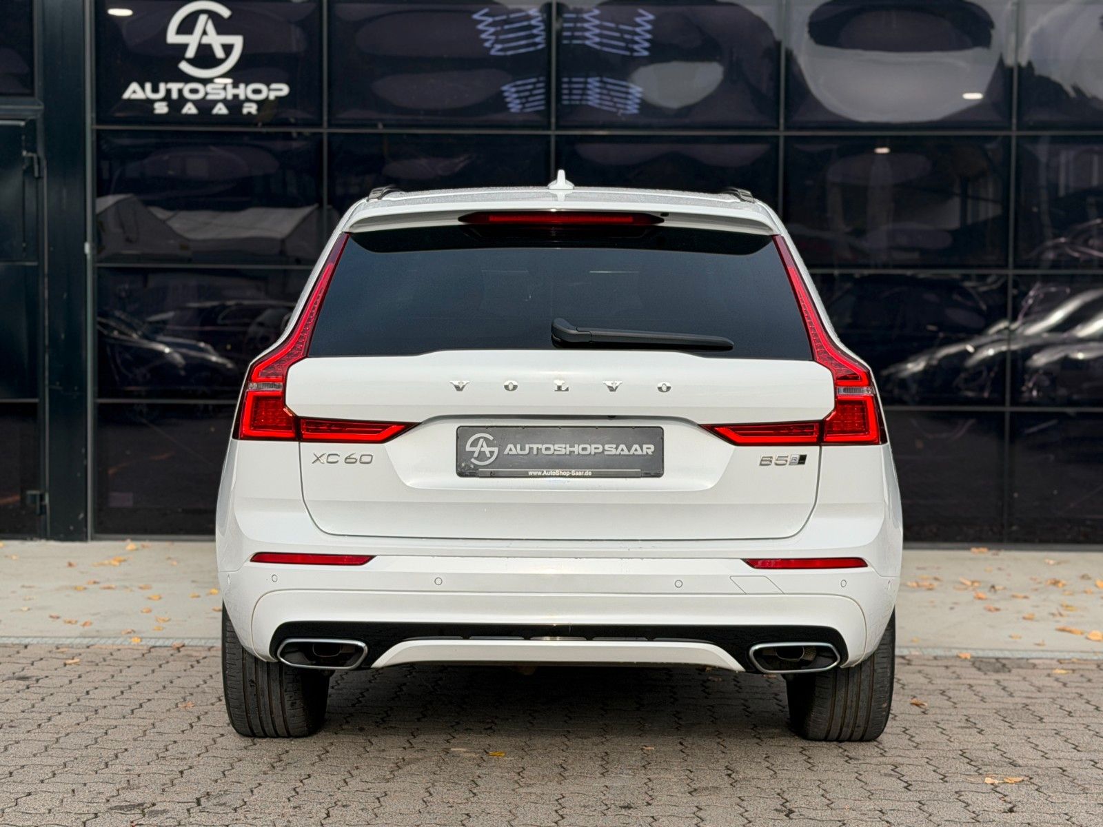 VOLVO XC 60 XC60 R Design AWD 360°/PANO – Ansicht 12