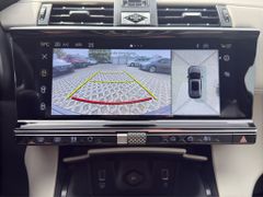 Fahrzeugabbildung DS Automobiles DS 7 BlueHDI 130 EAT8 Étoile Opera Hellgrau