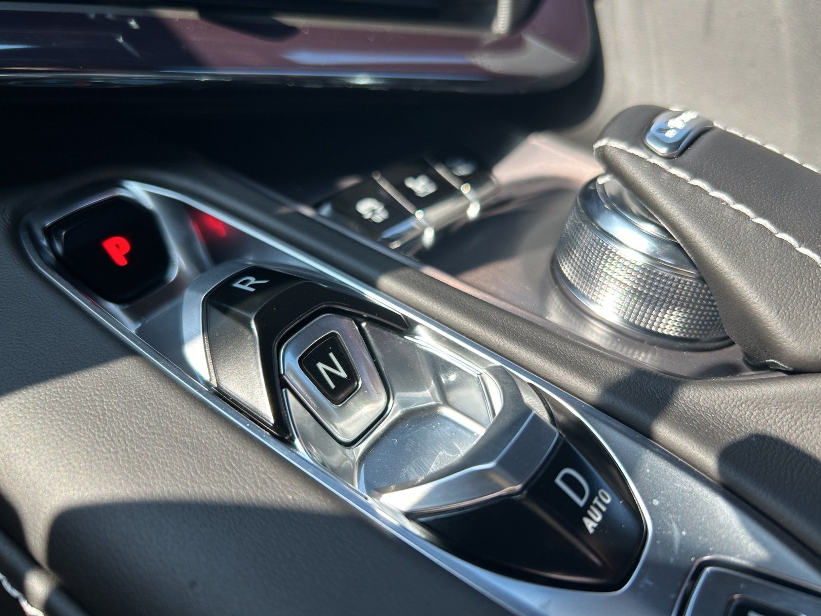 Fahrzeugabbildung Corvette C8 Cabrio 3LT MY2025 MAGNETIC/LIFT/HYSTERIA PURP