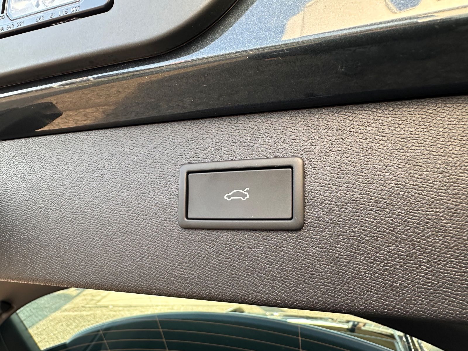Fahrzeugabbildung CUPRA Formentor 1.5 eTSI DSG Pano/AHK/ACC/APP/LED/SHZG