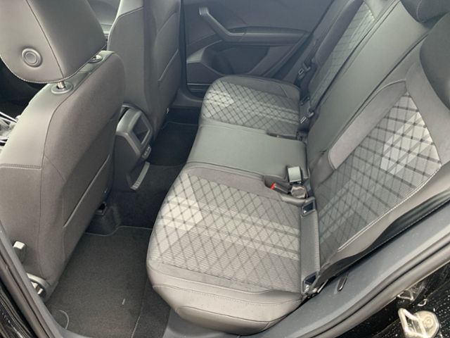 Fahrzeugabbildung Volkswagen T-Cross 1.5 TSI DSG R-LINE BLACK STYLE AHK NAVI