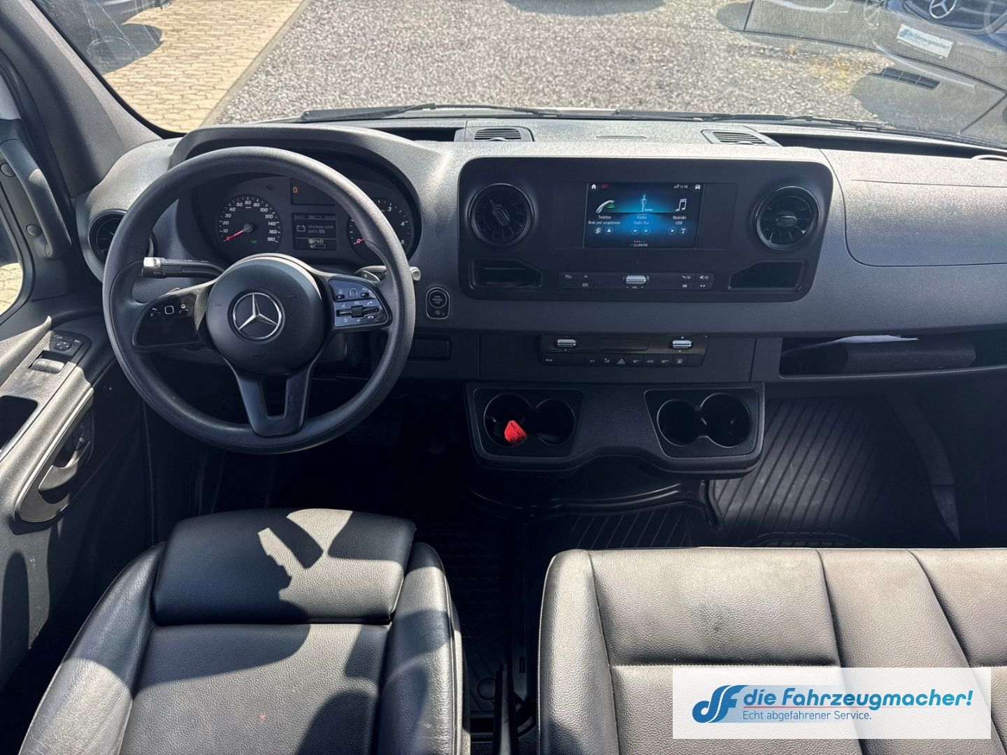 Fahrzeugabbildung Mercedes-Benz Sprinter III Tourer RWD AWD 315 CDI L2 DAB SHZ