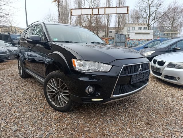 Mitsubishi Outlander Intense 4WD-AUTO-7.SITZER-AHK