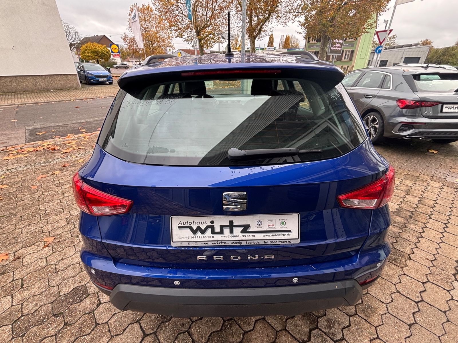 Fahrzeugabbildung SEAT Arona Reference 1.0 TSI SHZ