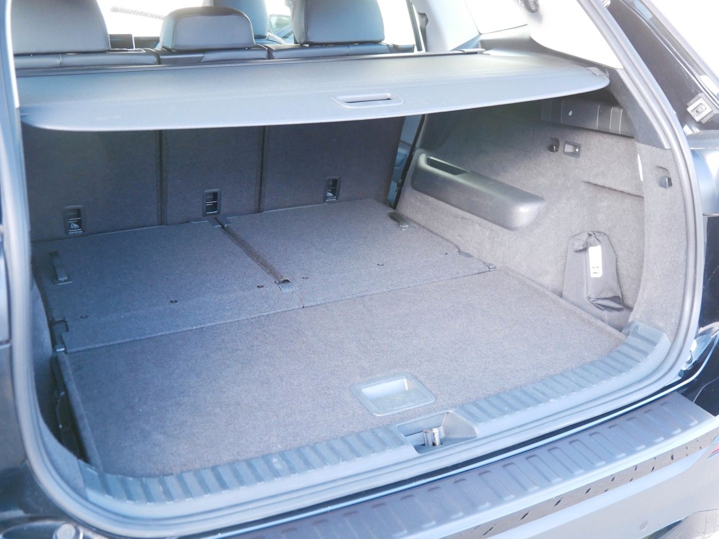 Fahrzeugabbildung Volkswagen Tayron 2.0 4Motion NEU64T 7-Sitzer Matrix AHK DC