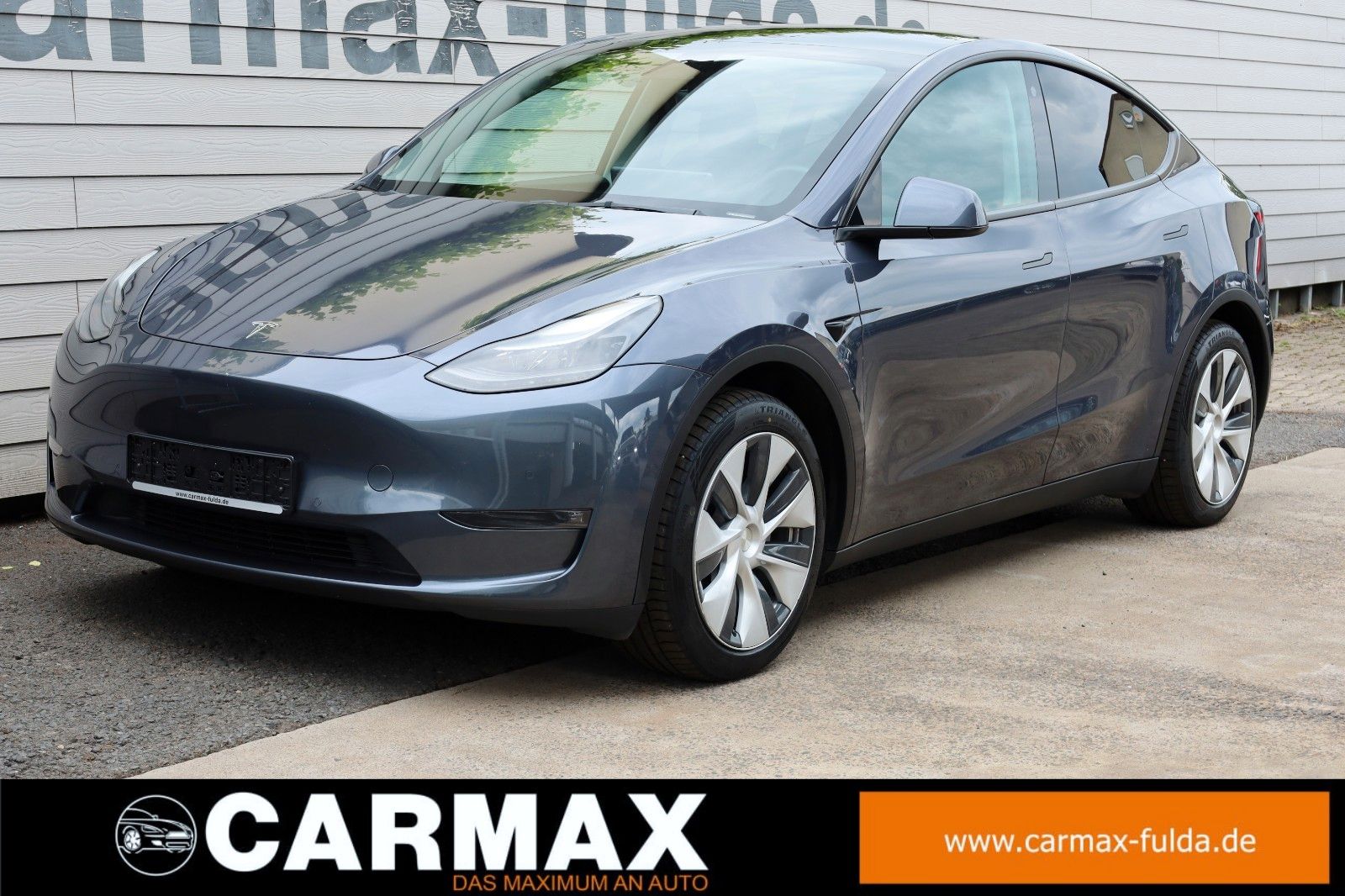 Fahrzeugabbildung Tesla Model Y Long Range Dual Motor AWD,Autopilot,Pano