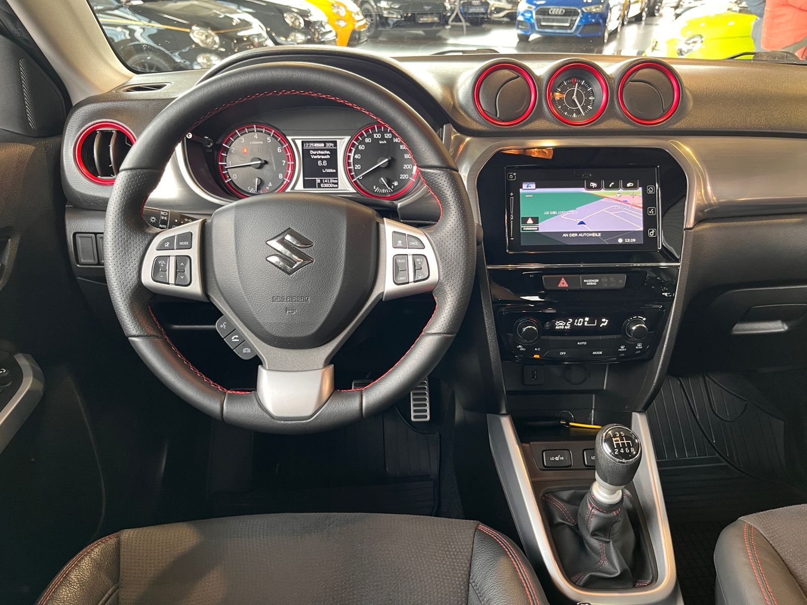 Fahrzeugabbildung Suzuki Vitara 1.4 S 4x4 KLIMA LED NAVI ALU