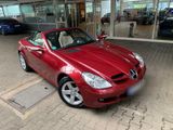 Mercedes-Benz Mercedes SLK 280 Roadster V6 2998 ccm 231 PS - Mercedes-Benz SLK 280 mit Benzin-Antrieb