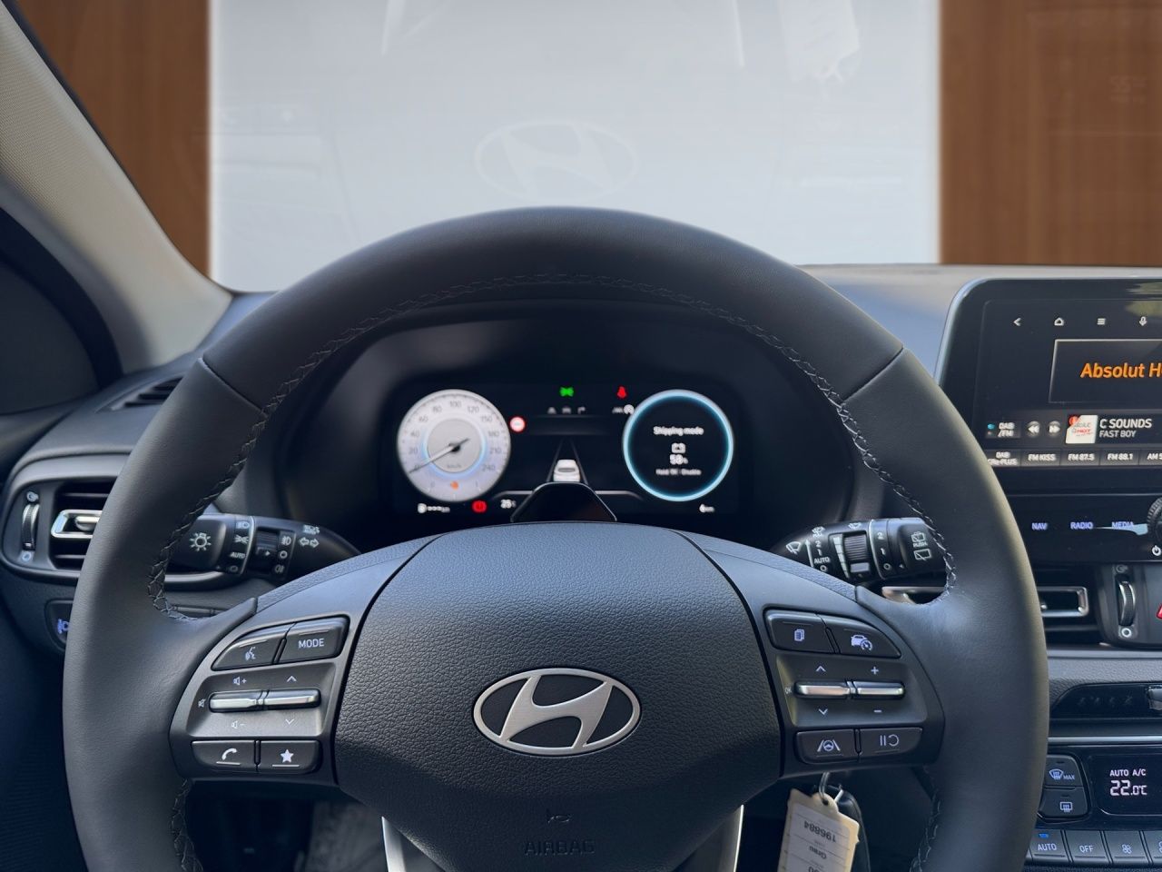Fahrzeugabbildung Hyundai i30 ADVANTAGE LED*SHZ*LHZ*KAMERA*NAVI*USB*2Z-KL*