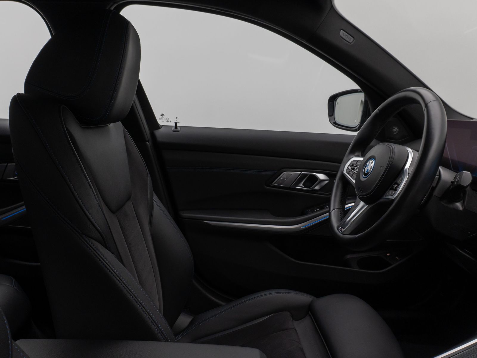 Fahrzeugabbildung BMW 330e M Sport Kamera DAB H/K Stop&Go LED 19Zoll