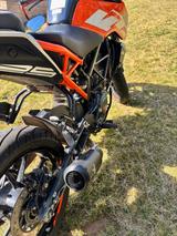 KTM Duke 125 - KTM DUKE 125
