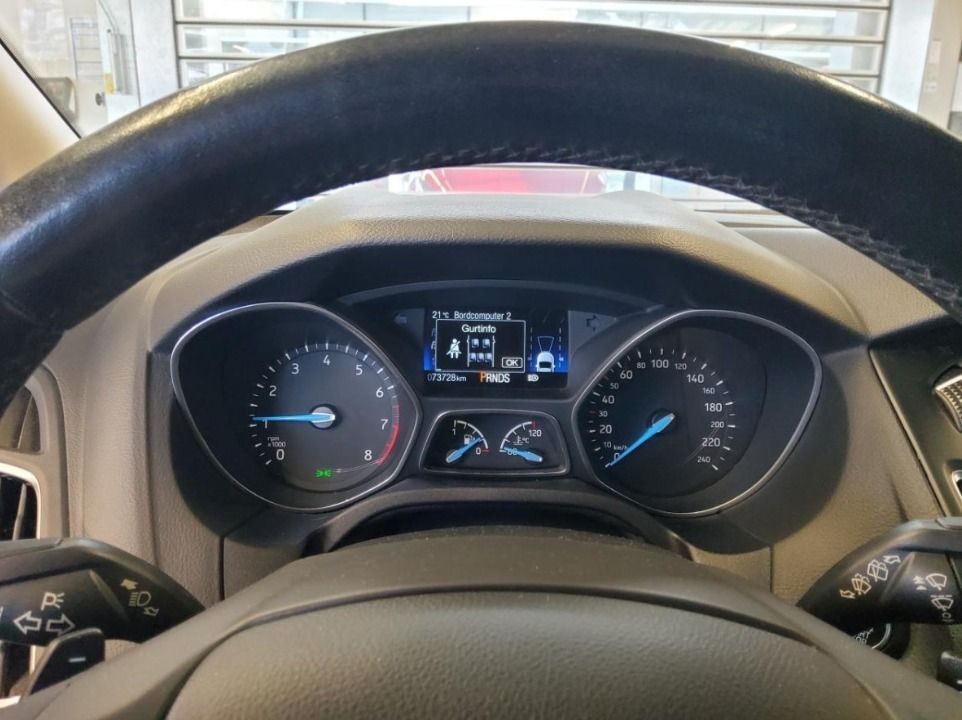 Fahrzeugabbildung Ford Focus Turnier 1.5 Titanium Aut RACEROT ACC STHZG