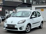 Renault Twingo 1.2 ECO2*1.Hand*Elektr.Fenster*8-Fach* - Renault Twingo mit Benzin-Antrieb: Weiß, Kleinwagen, 1.2