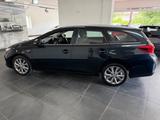 Toyota Auris Touring Sports Hybrid Executive+Navi - Toyota Auris Hybrid (/Elektro) Executive mit Benzin-Antrieb