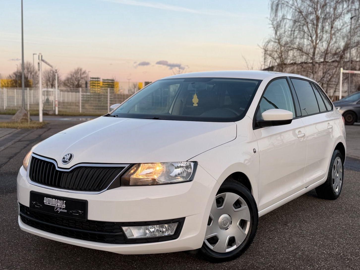 Skoda Rapid Spaceback Ambition DSG NAVI SHZ TEMP. TOP!