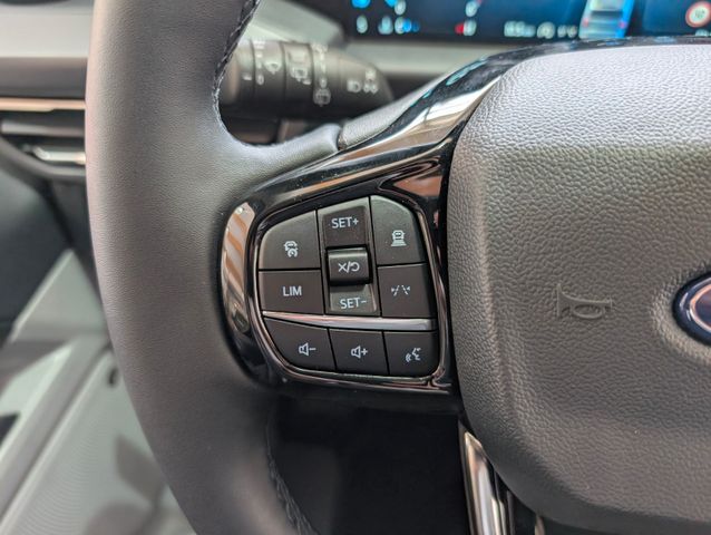 Ford Tourneo Custom 2.0 L Titanium +