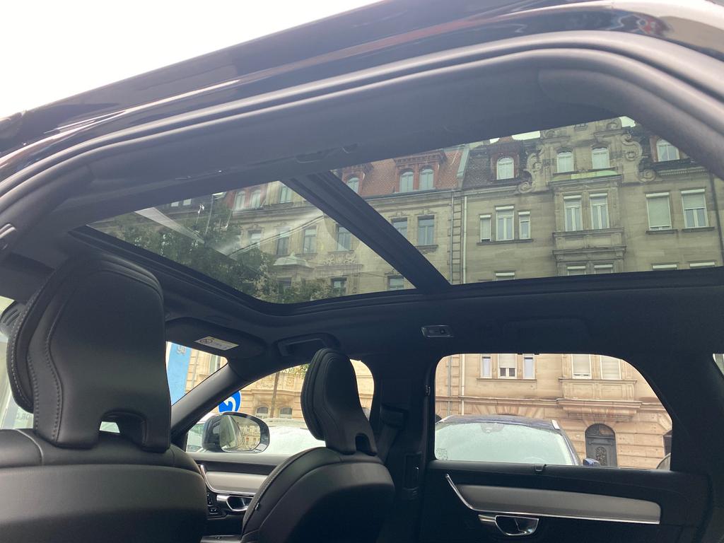 Volvo V90 Cross Country