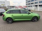 Skoda Rapid Emotion Plus DSG Panorama Top Zustand - Skoda Rapid mit Benzin-Antrieb: Automatik