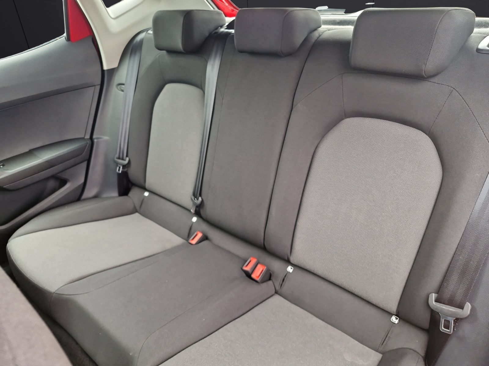 Fahrzeugabbildung SEAT Ibiza Reference 1.0 MPI KLIMA LED