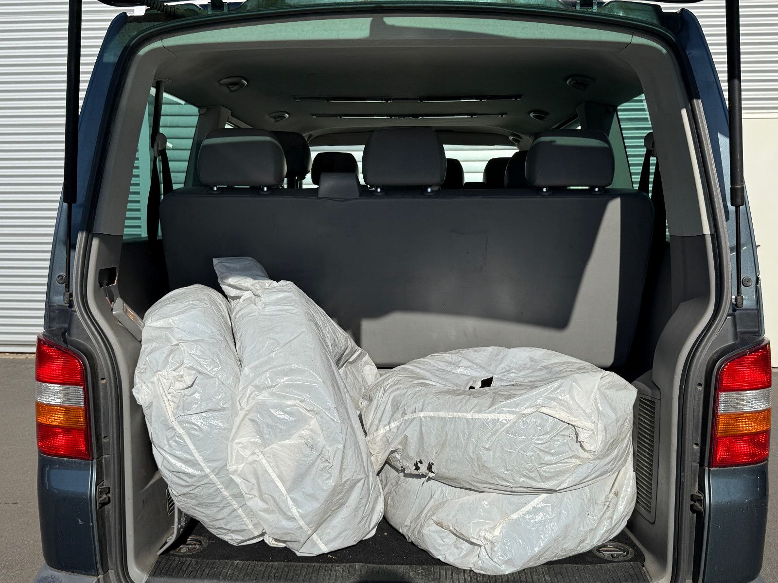 Fahrzeugabbildung Volkswagen T5 Caravelle Trendline 1.9 Tdi 9-Sitzer Klima