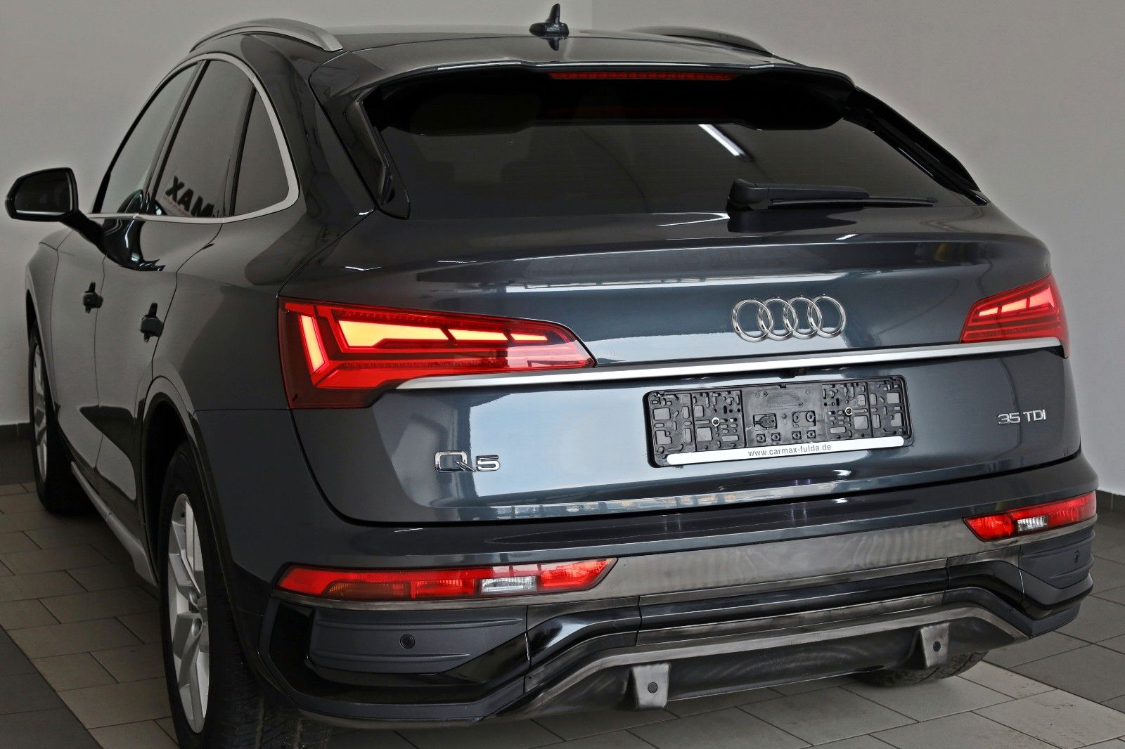 Fahrzeugabbildung Audi Q5 Sportback 35 TDI advanced Leder,Navi,Matrix-L