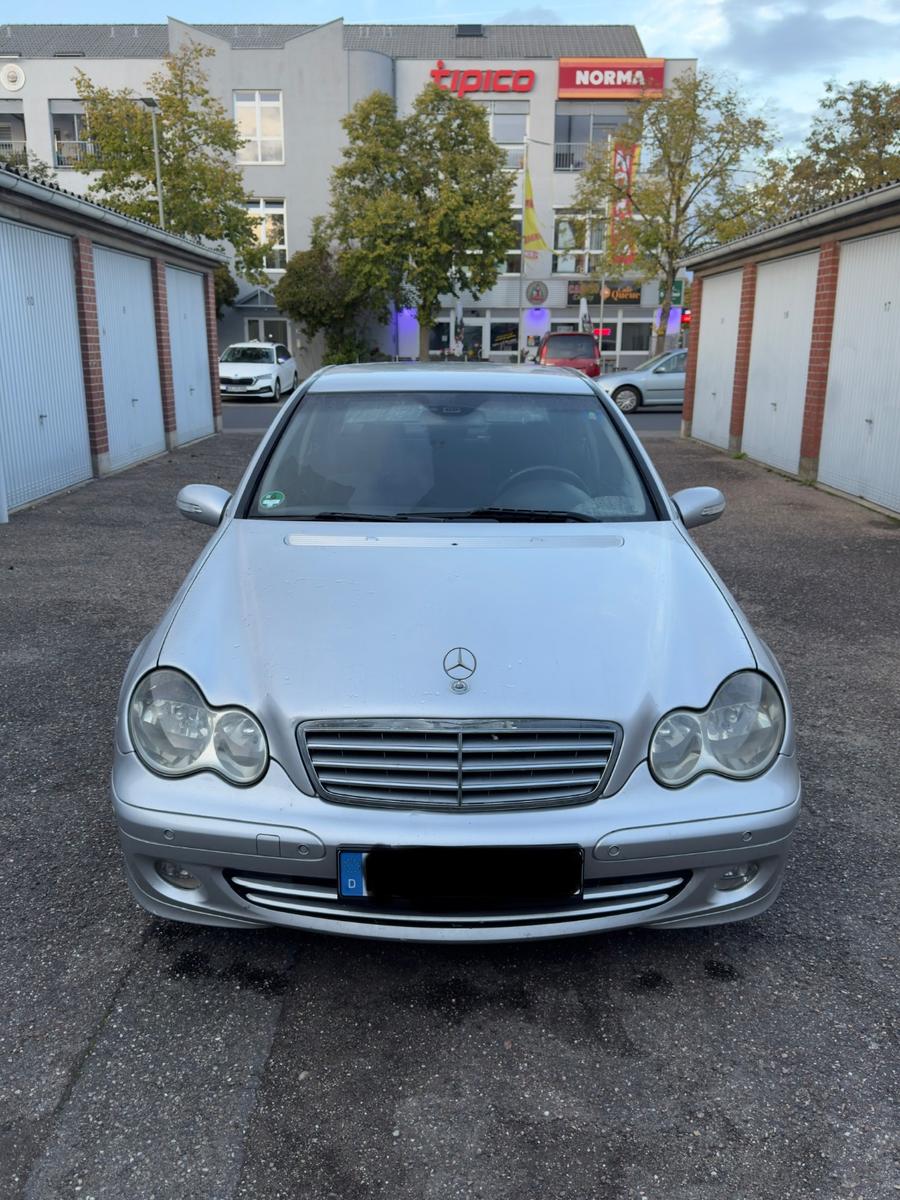 Mercedes-Benz C 270