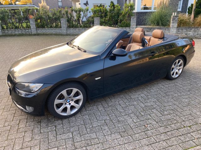 BMW 330d Cabrio - Leder, NAV, 6-Zylinder, Automatik