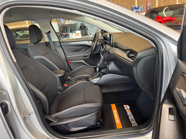 MYAUTOCENTER – Gebraucht- und Jahreswagen mit Werkstattservice in Pfaffenhofen Ford Focus *KEYLESS*TEMPO*SIHZ*LKHZ*NAVI*LED*