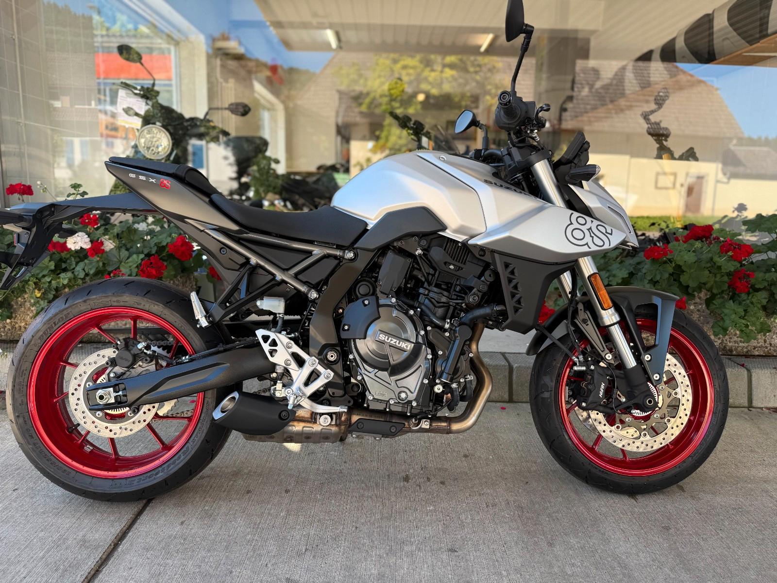 Suzuki GSX-8S   *2025* SONDERPREIS