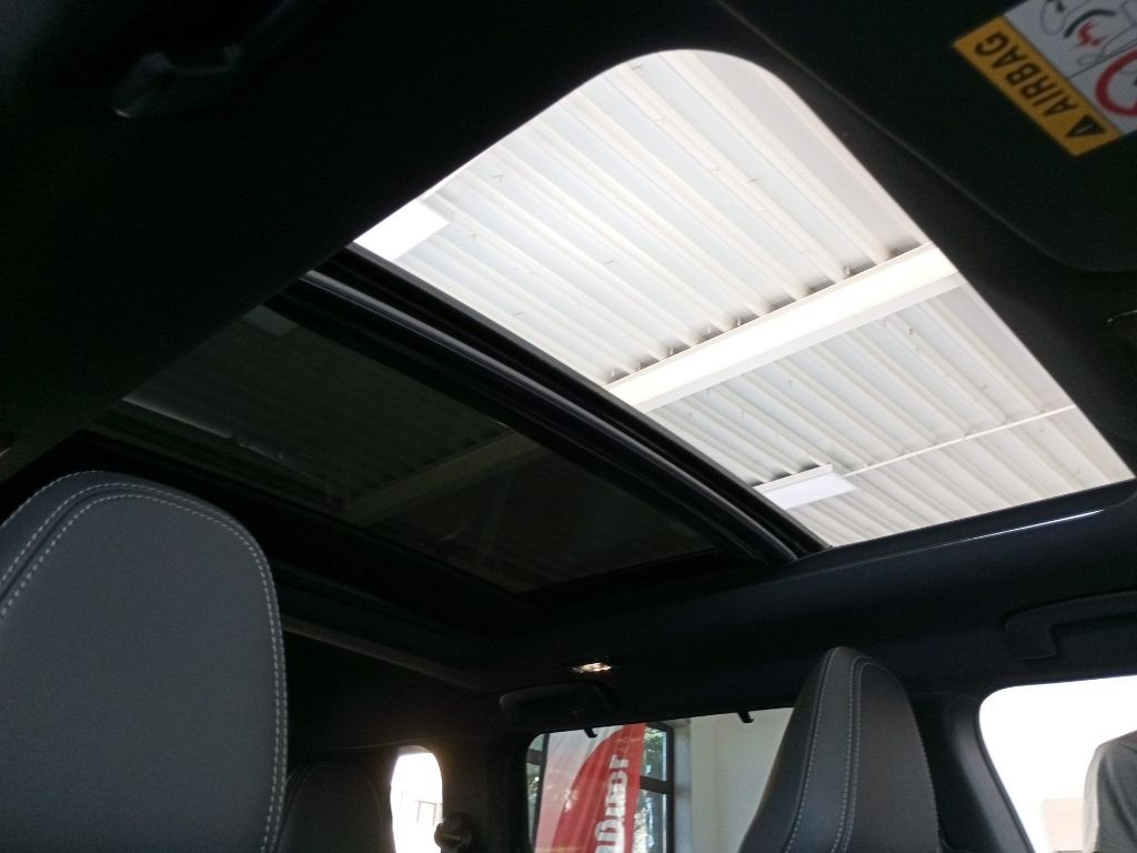 Fahrzeugabbildung Mitsubishi Outlander Diamant TOP ´´Black´´ PHEV Luxury-Pake