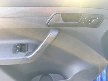 Volkswagen Caddy - 9