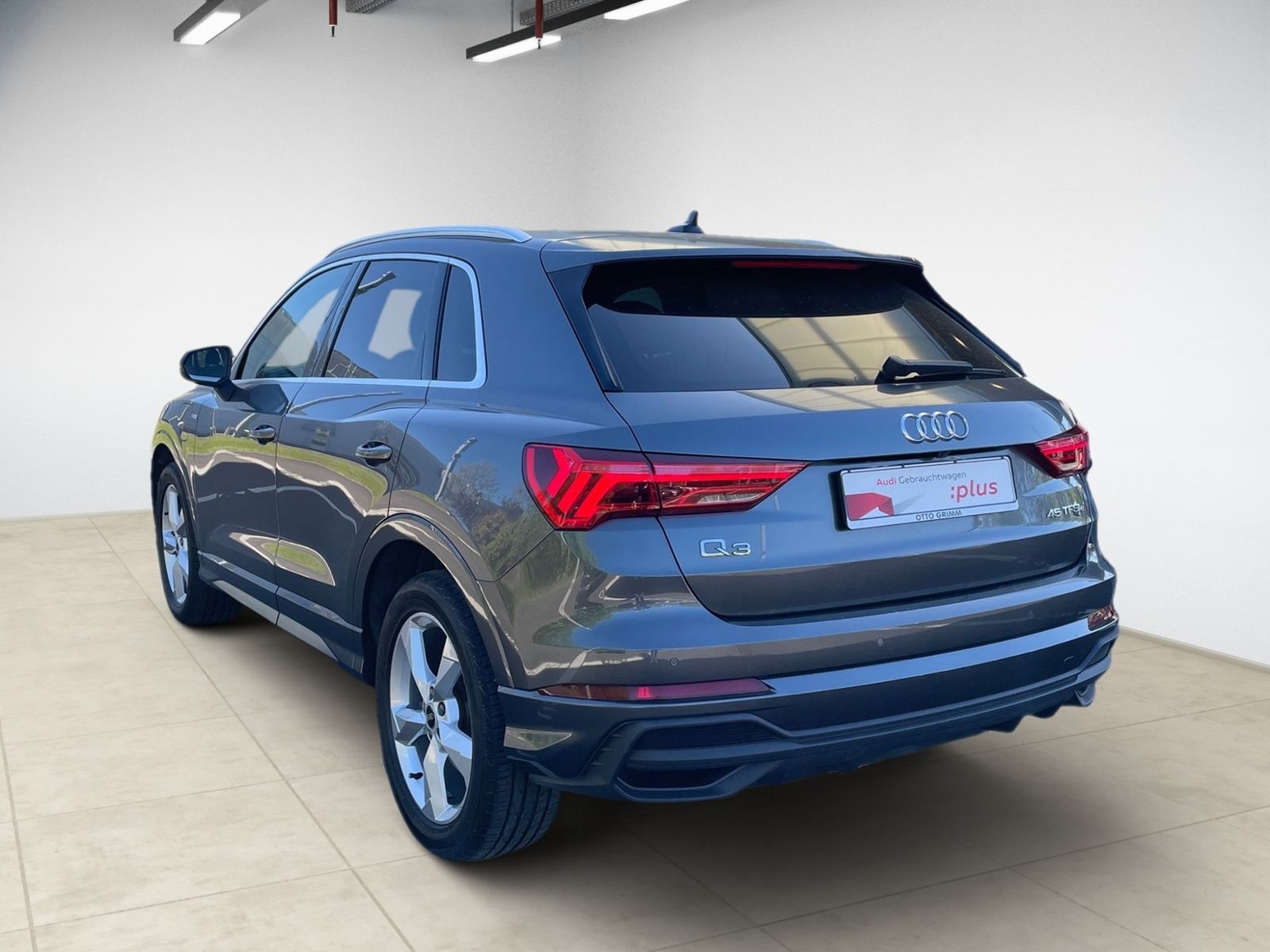 Audi Q3 45 TFSI e S-line Matrix Business TopView foto 5