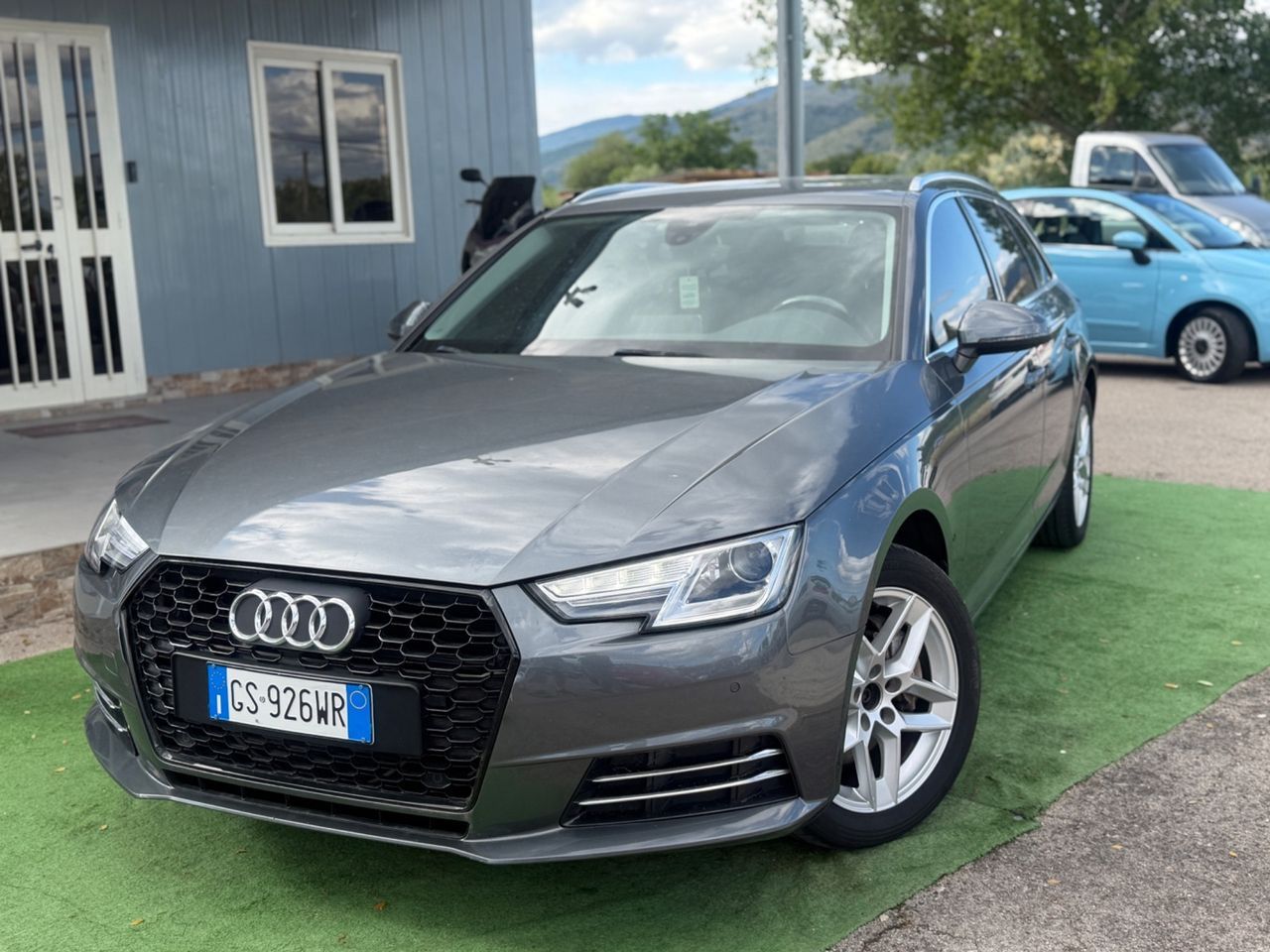 AUDI A4