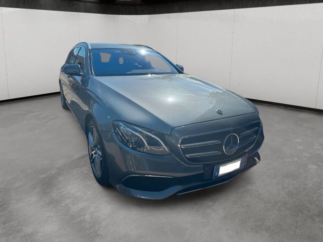 MERCEDES-BENZ Mercedes-benz E 220 d S.W. 4Matic Auto Premium P