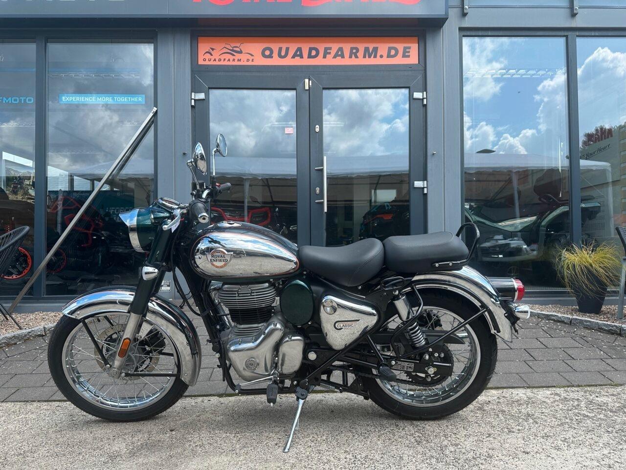 Royal Enfield Classic 350 Emerald Green