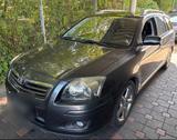 Toyota Avensis 2.2 D-CAT Sol  177 PS  TÜ... - Toyota Avensis Sol mit Diesel-Antrieb