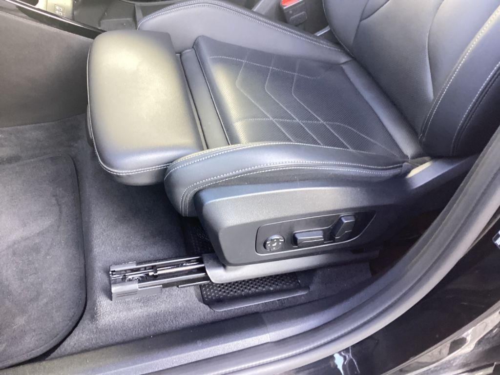 BMW X1 sD 20dA M-Sport AHK 20'' adLED HUD DA PA Hi foto 5