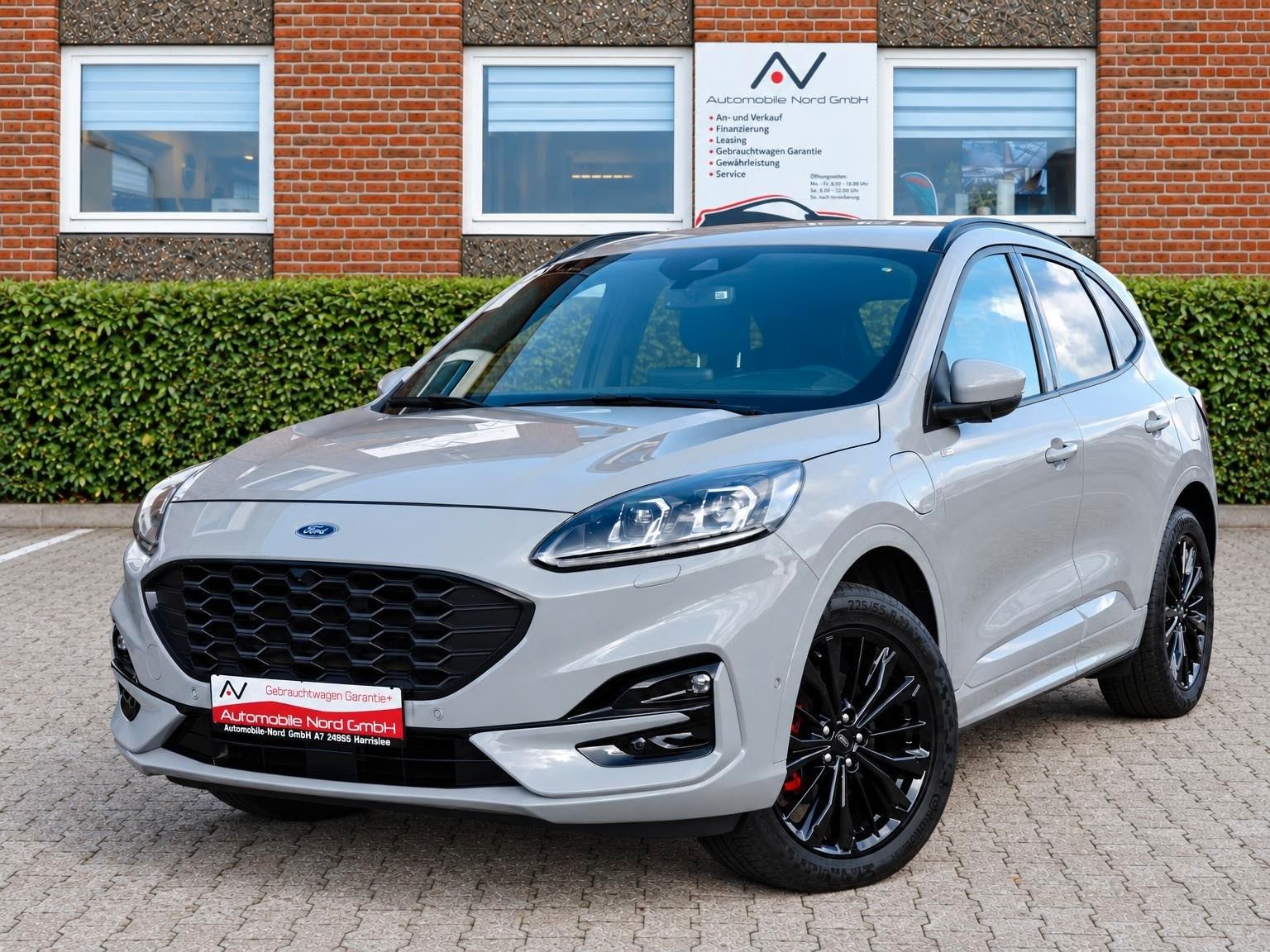 Ford Kuga Plug Hybrid Graphite Tech Edition imagem 2