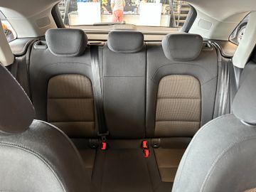 MYAUTOCENTER – Gebraucht- und Jahreswagen mit Werkstattservice in Pfaffenhofen Audi Q3 *1-Hand*Keyless*Tempo*PDC*SitzHZ*