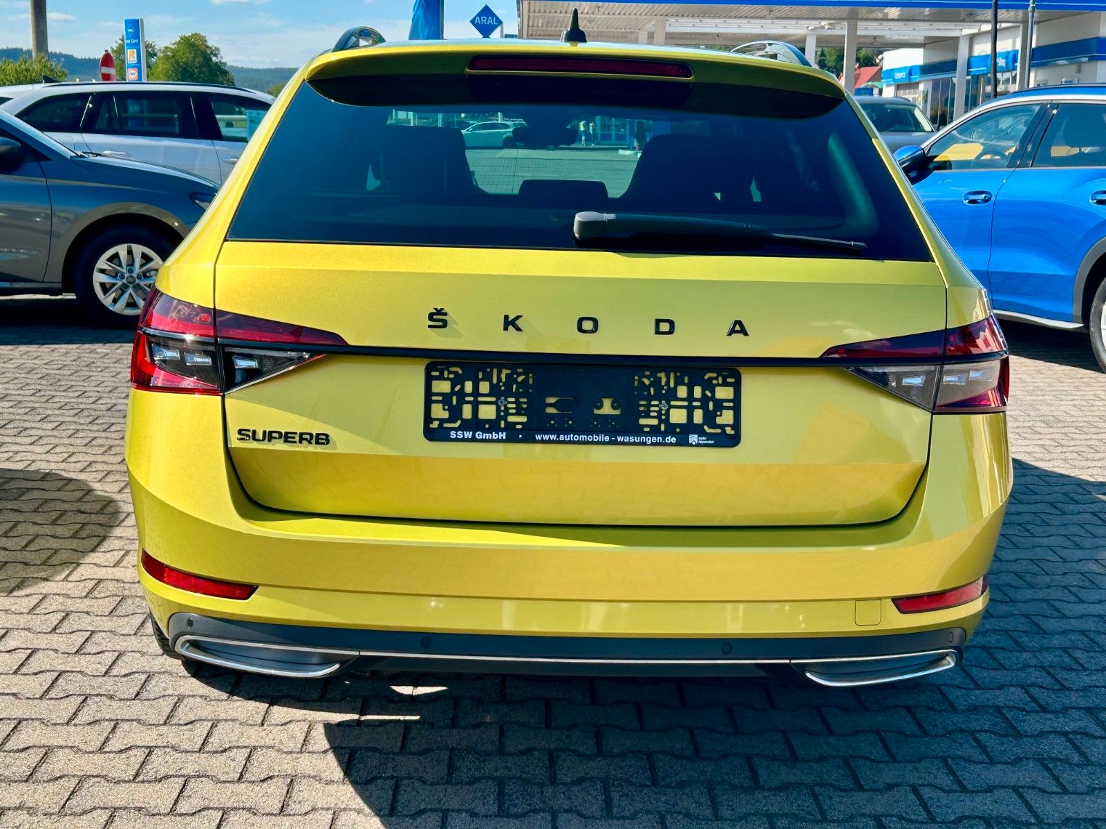 Skoda Superb Combi 2.0TDI Sportline Standheiz Matrix foto 5