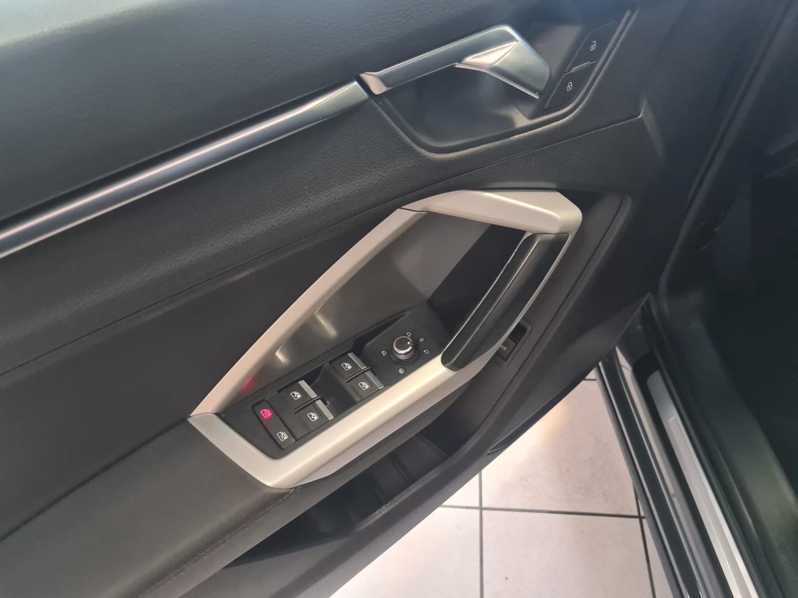 Audi Q3 35 TFSI ad./Navi / Leder / AHK / KAMERA, миниатюра 12