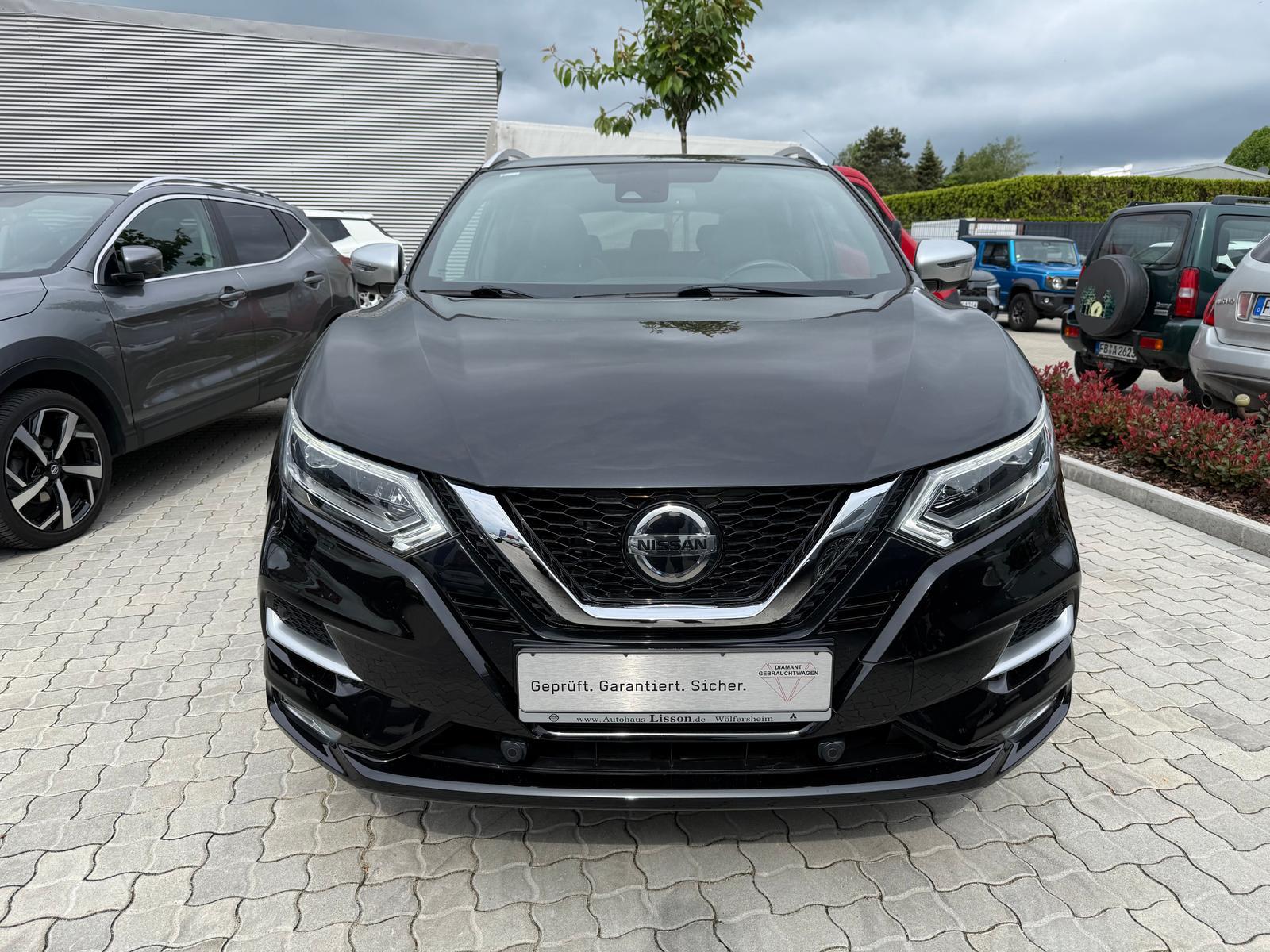 Nissan Qashqai 1.3, 1.HAND, AHK, Einparkhilfe, Bose, Au