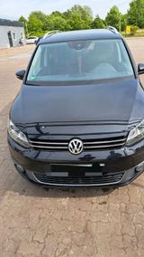 Volkswagen VW Touran 2.0 TDI mit 140 PS, 7 sitze - Volkswagen Touran mit Diesel-Antrieb: Ps 140