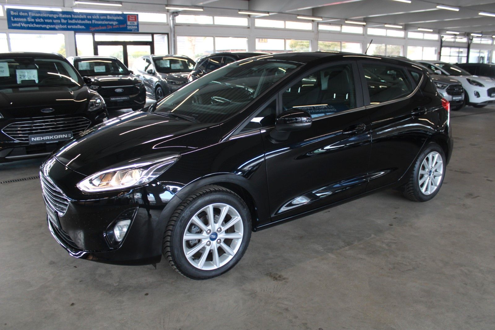 Fahrzeugabbildung Ford Fiesta Titanium 5-T KLIMA Allwetter PDC WinterP.