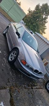 BMW E39520i Baujahr 1998 - BMW aus 1998: E39