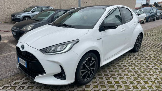 Toyota Yaris 1.5 Hybrid 5 porte Lounge