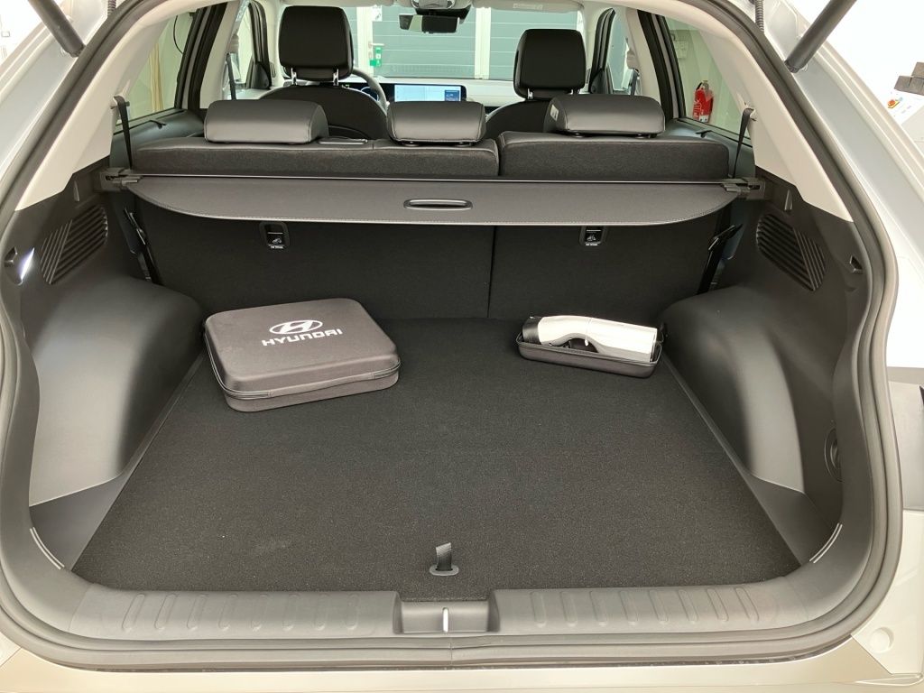 Fahrzeugabbildung Hyundai IONIQ 5 2WD 84kWh Uniq 2xKlima 360 4xSHZ AUT HUD