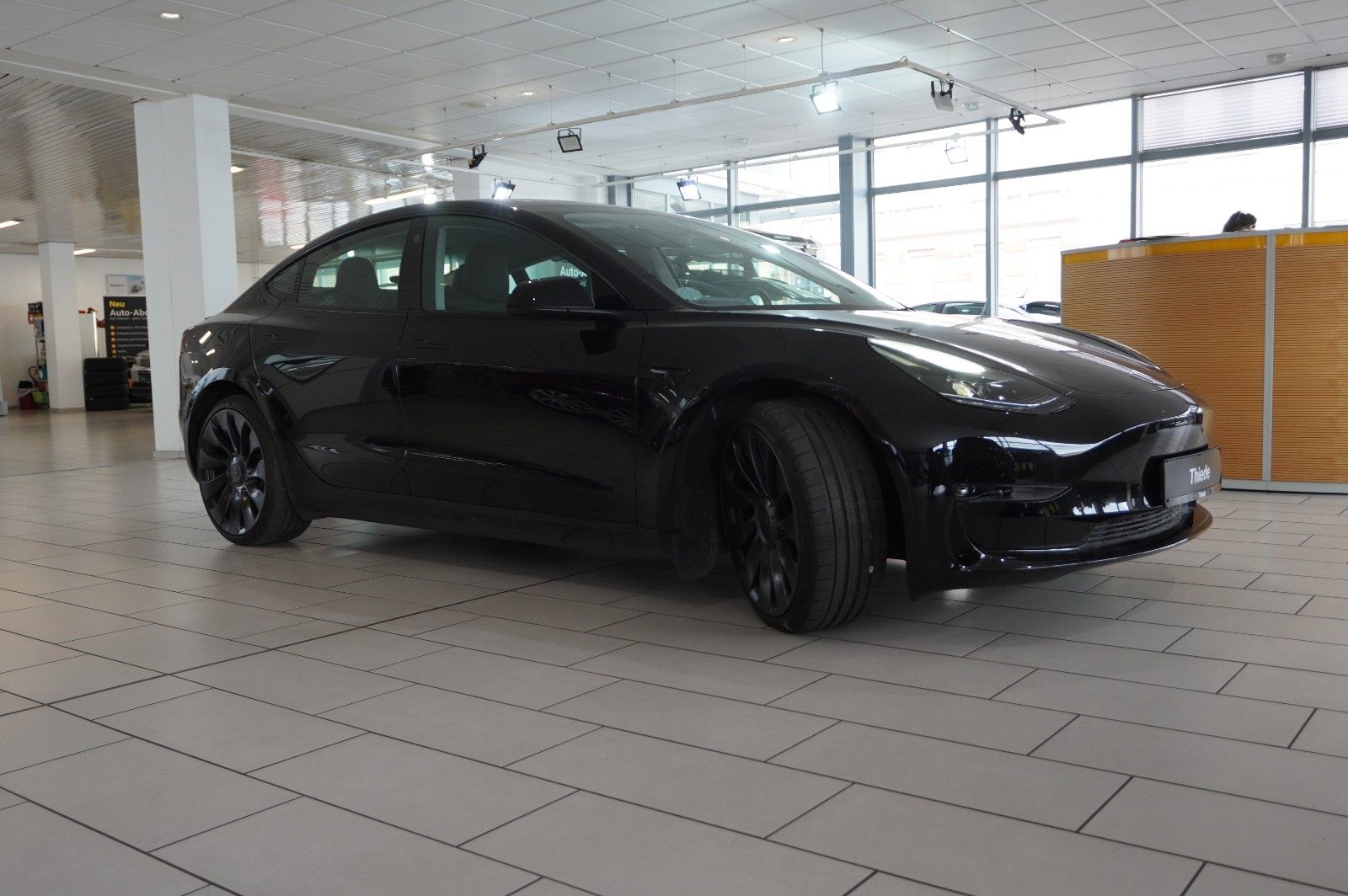 Tesla Model 3 PERFORMANCE DUAL-MOTOR NAVI SPORT SH AMD foto 7