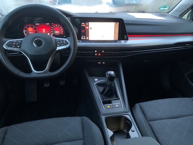 Golf Variant VIII 2.0 TDI LIFE NAVI KEYLESS PDCv