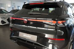 VW T-Roc 1.5 eTSI R-Line | Pano | 20"| NEUES MODELL VW T-Roc 1.5 eTSI R-Line | Pano | 20"| NEUES MODELL